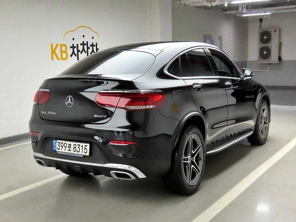 Mercedes Benz GLC Class - Vista 4