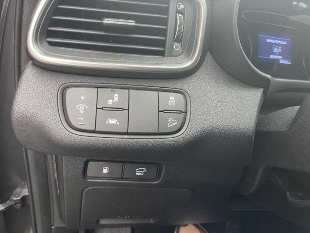 KIA Sorento - Vista 12