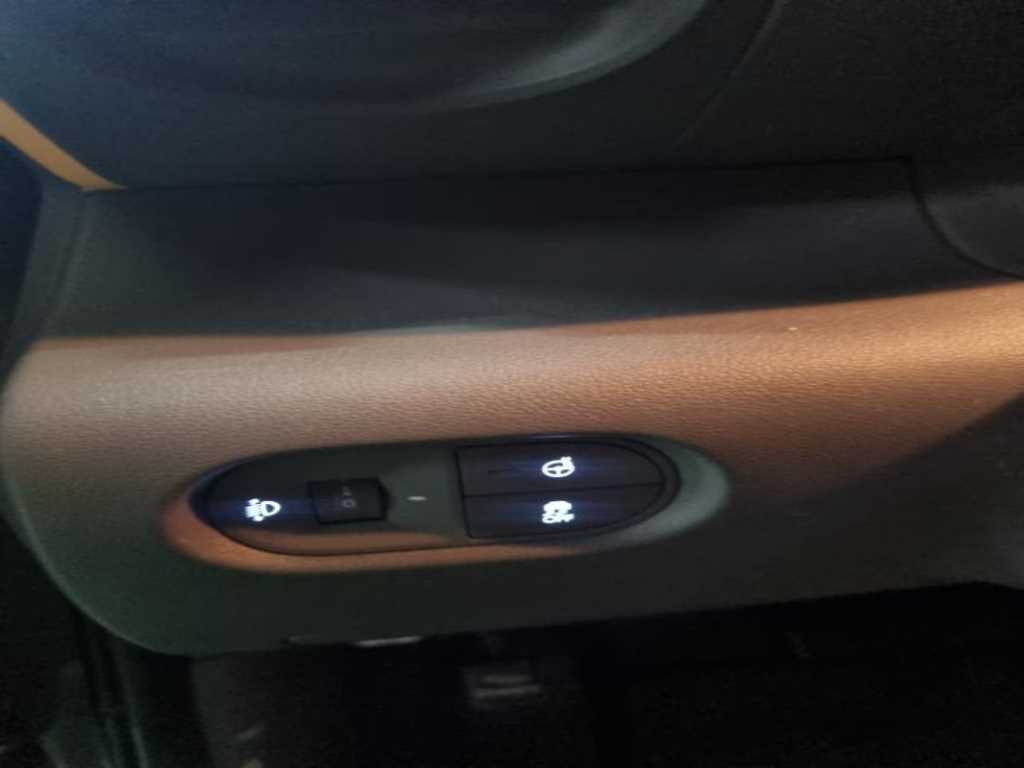 HYUNDAI Casper - Vista 6