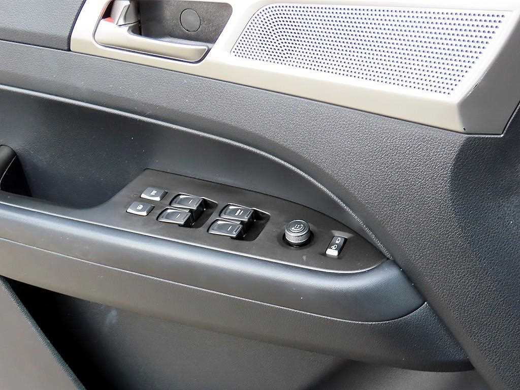 Ssangyong Rexton - Vista 11