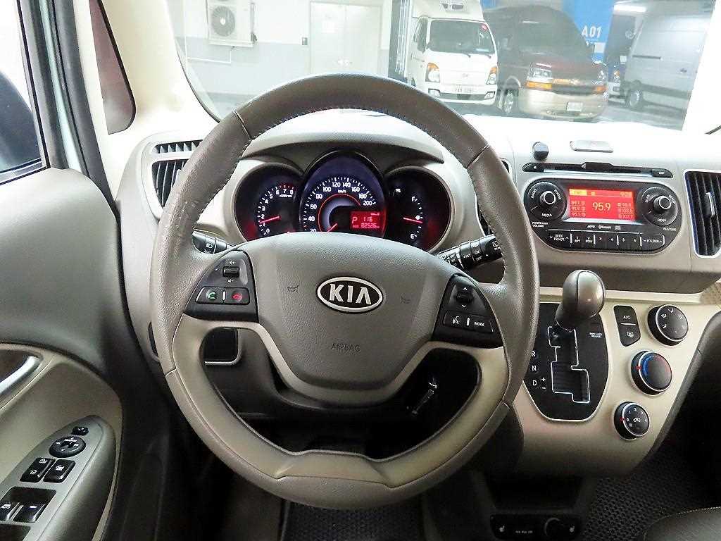 KIA Ray - Vista 7