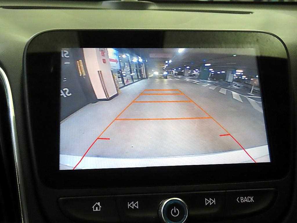 Chevrolet Malibu 2017 Blanco - Importación desde Corea - HF Imports Iquique - Foto 16