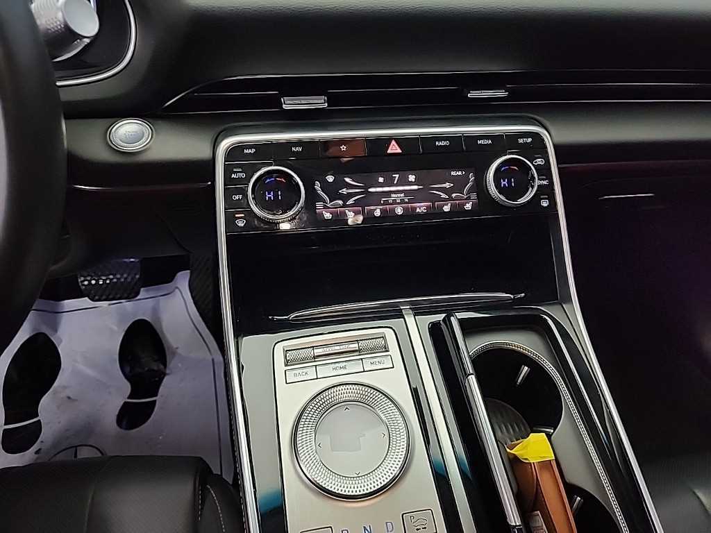 Genesis GV80 - Vista 10