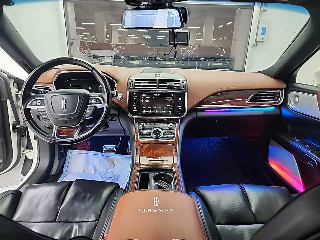 Lincoln Continental - Vista 7