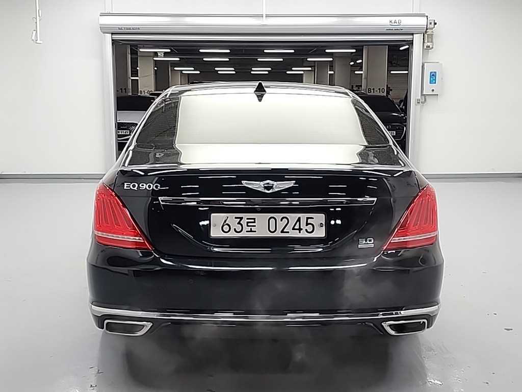 Genesis EQ900 - Vista 3