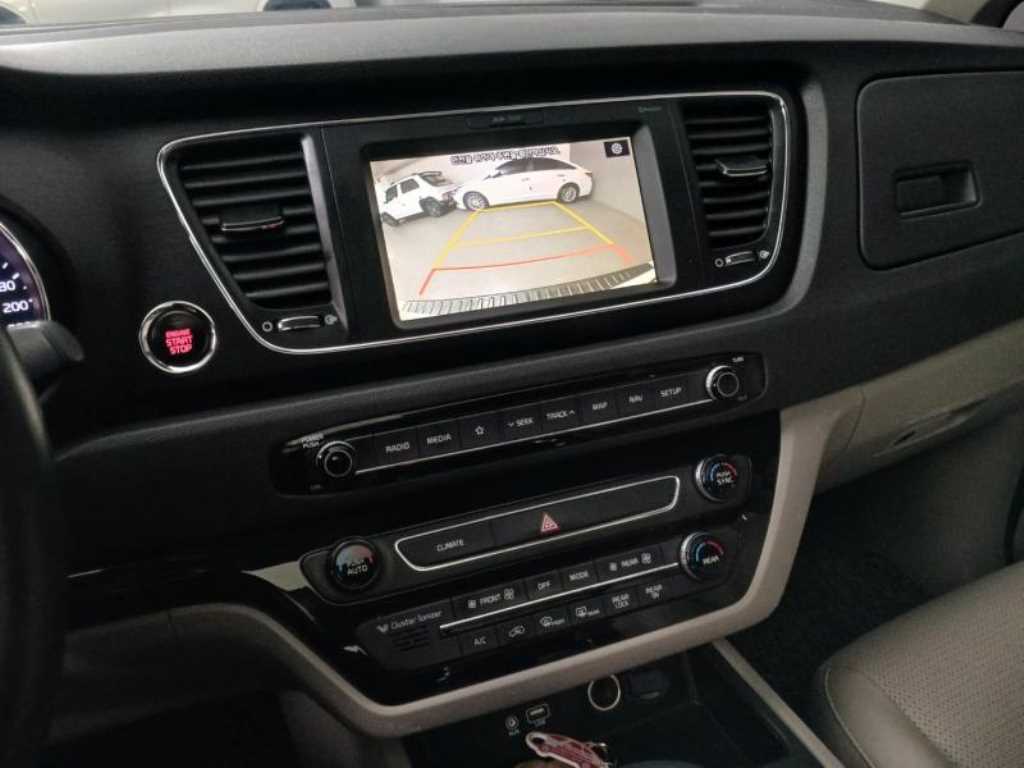 KIA Carnival 2019 - Importación desde Corea - HF Imports Iquique - Foto 14