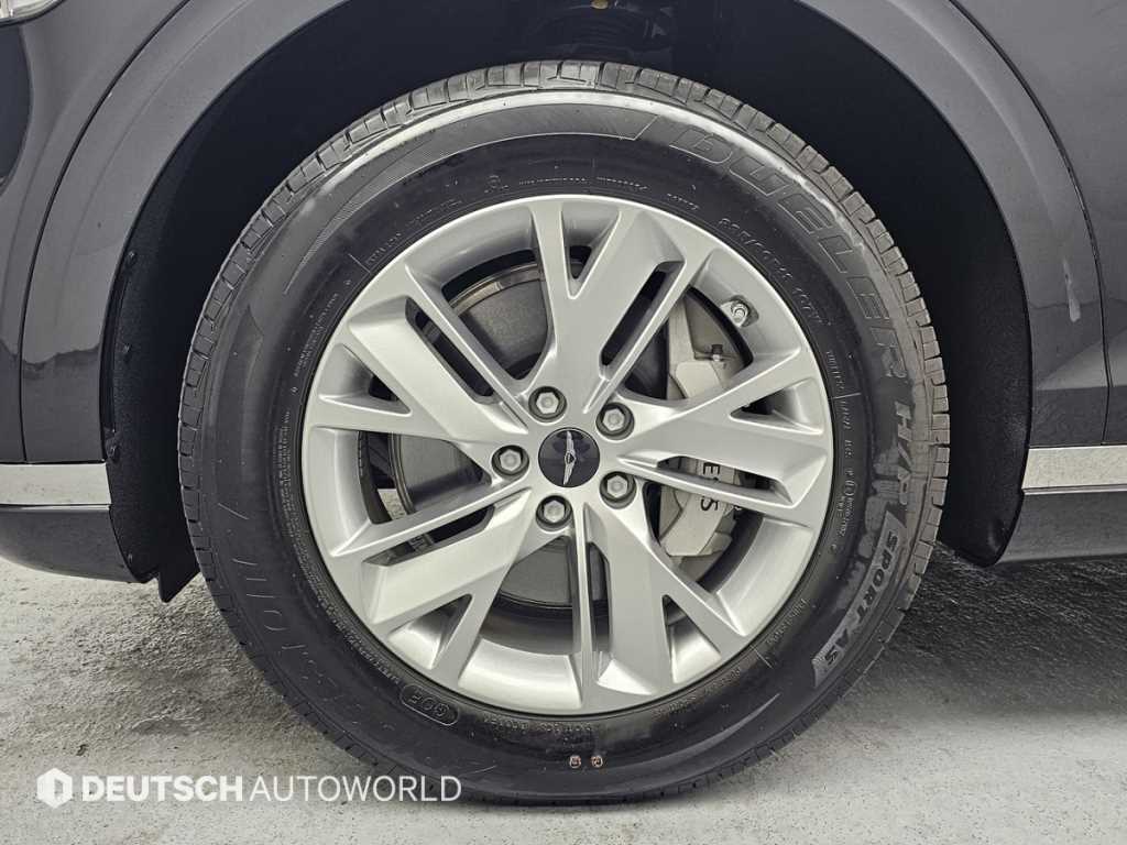 Genesis GV70 - Vista 5