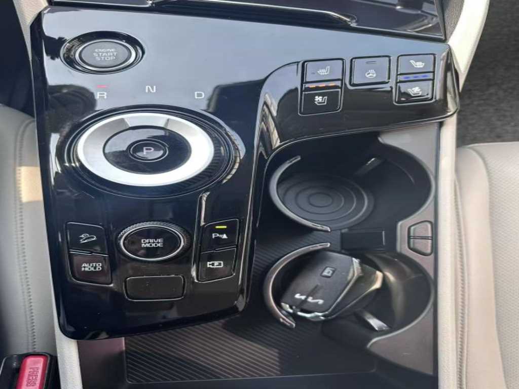 KIA Sportage - Vista 11