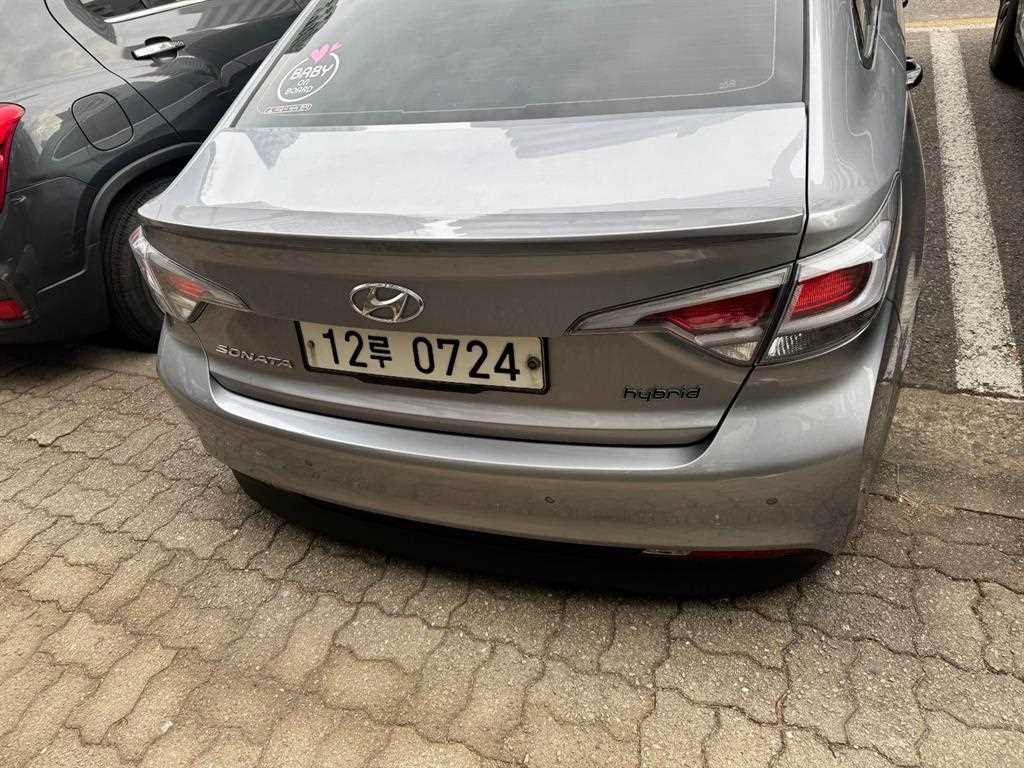 HYUNDAI Sonata - Vista 4