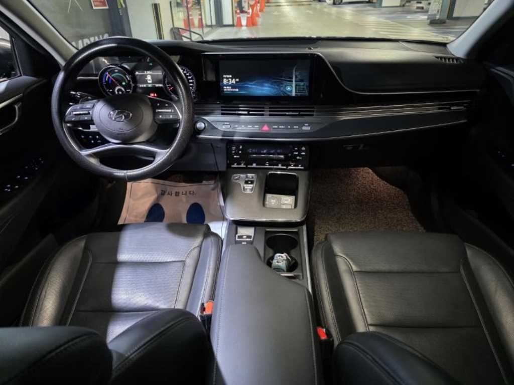 HYUNDAI Grandeur - Vista 10