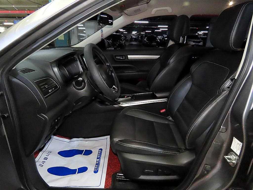 SAMSUNG QM6 - Vista 6