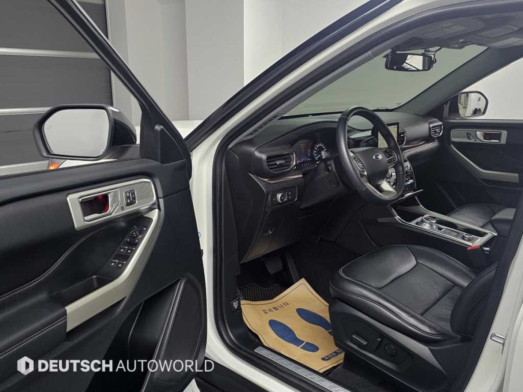 Ford Explorer - Vista 11