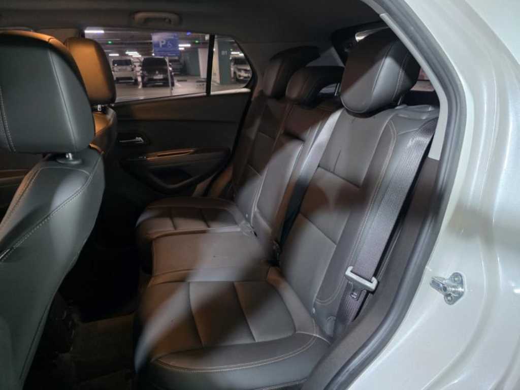 Chevrolet Trax - Vista 8