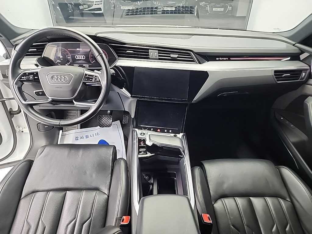 Audi e-Tron - Vista 7