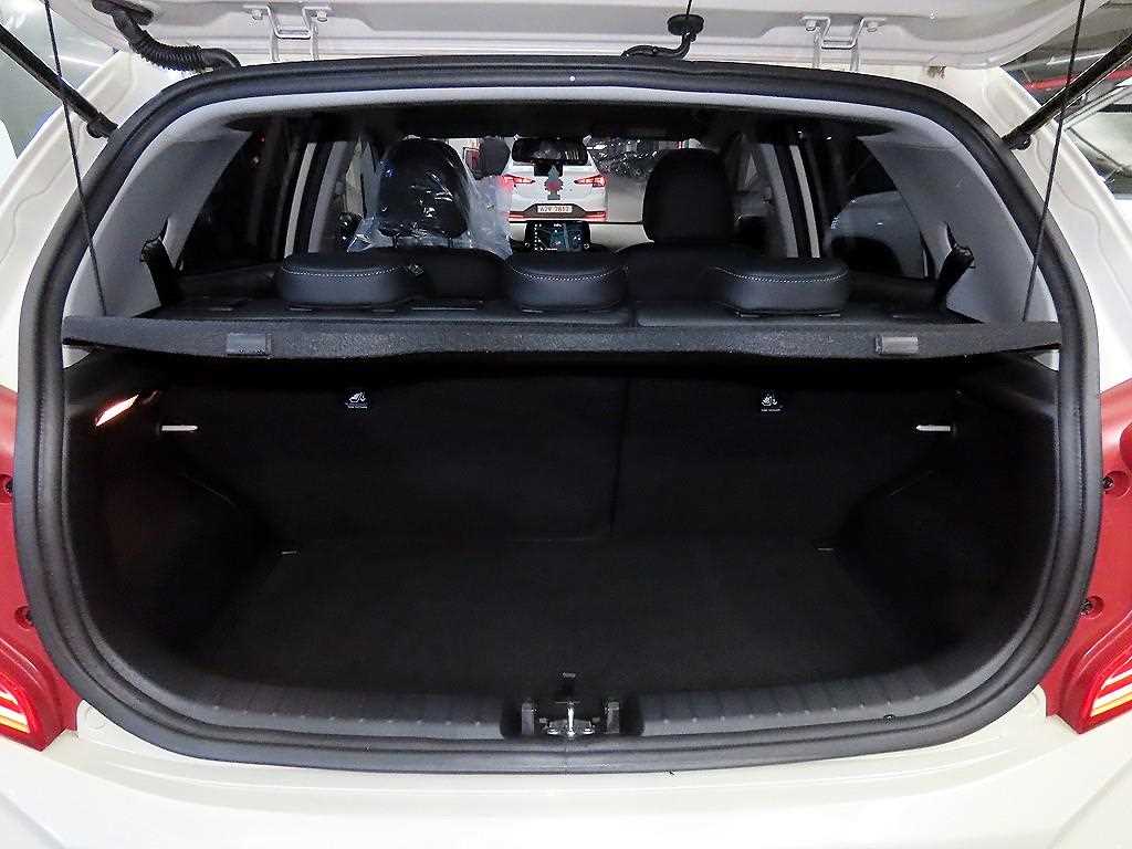 KIA Morning 2023 the color of pearl - Importación desde Corea - HF Imports Iquique - Foto 17