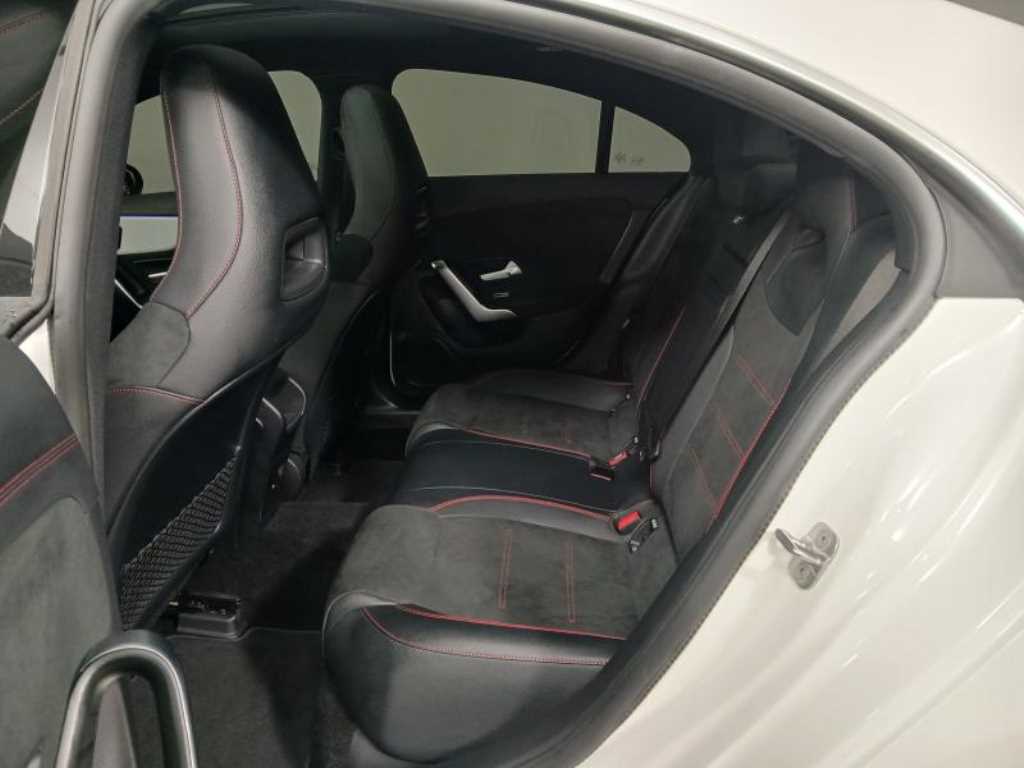 Mercedes Benz CLA Class - Vista 7