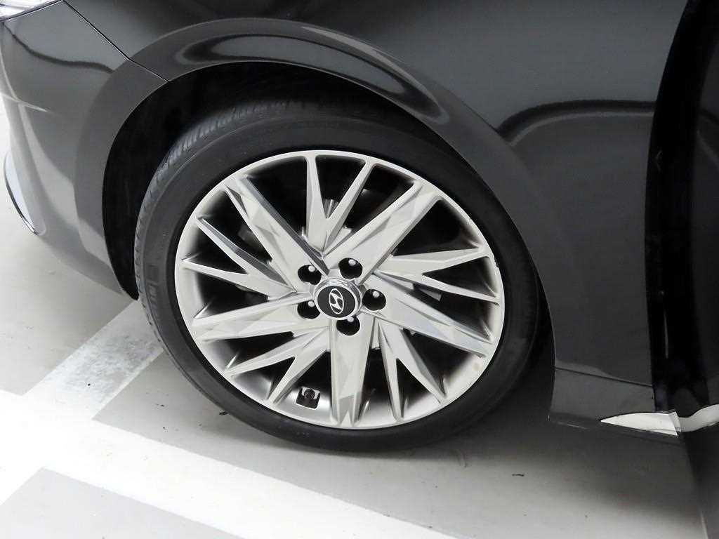 HYUNDAI Grandeur 2023 Negro - Importación desde Corea - HF Imports Iquique - Foto 19