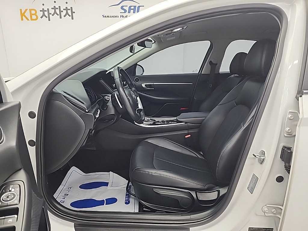 HYUNDAI Sonata - Vista 11