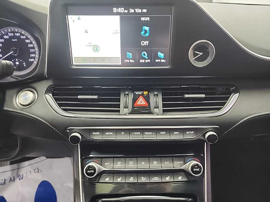 HYUNDAI Grandeur - Vista 9