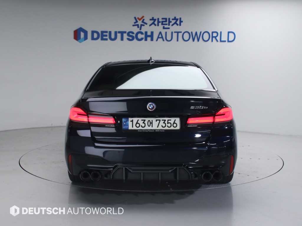 BMW 5 Series - Vista 4