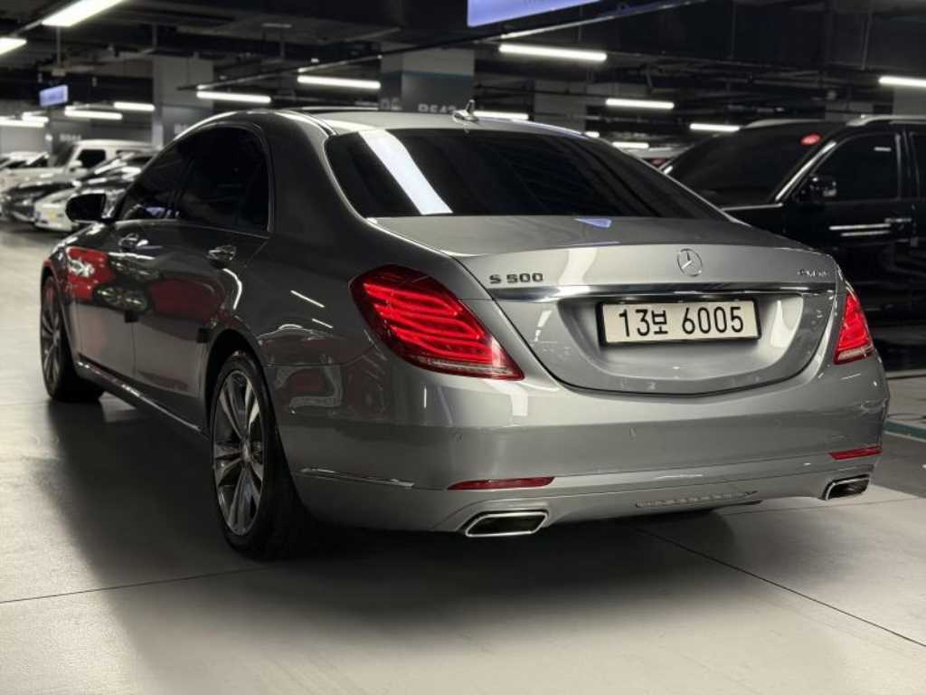 Mercedes Benz S Class - Vista 3