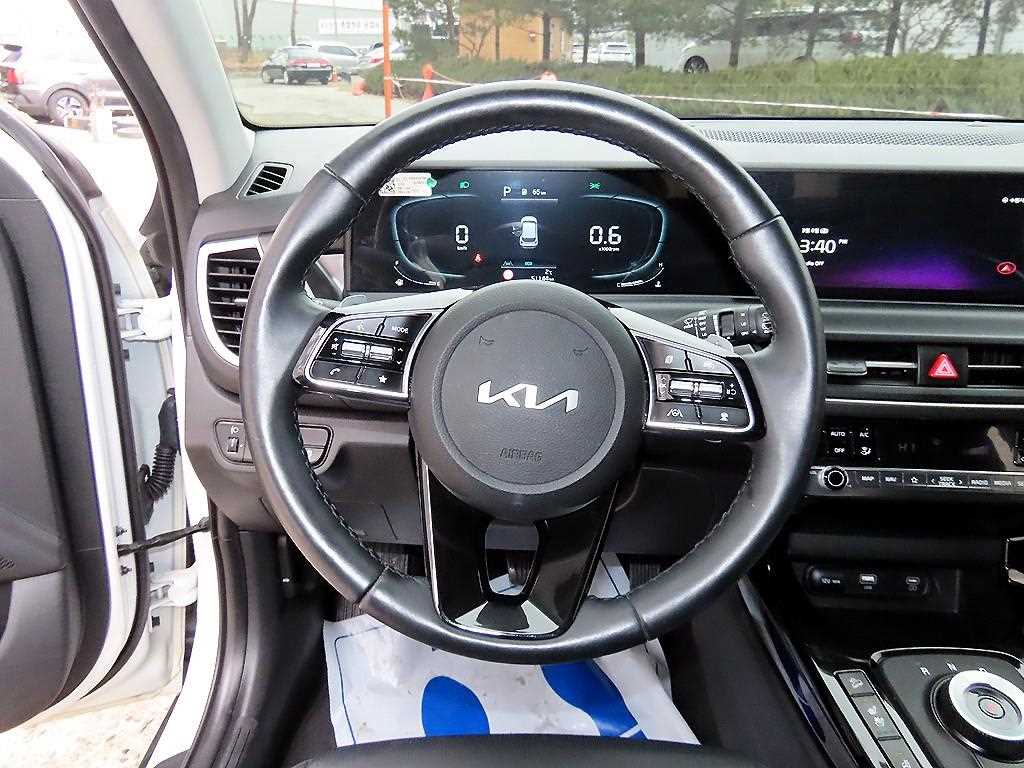 KIA Seltos - Vista 8