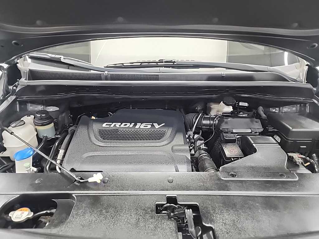 KIA Carnival - Vista 5