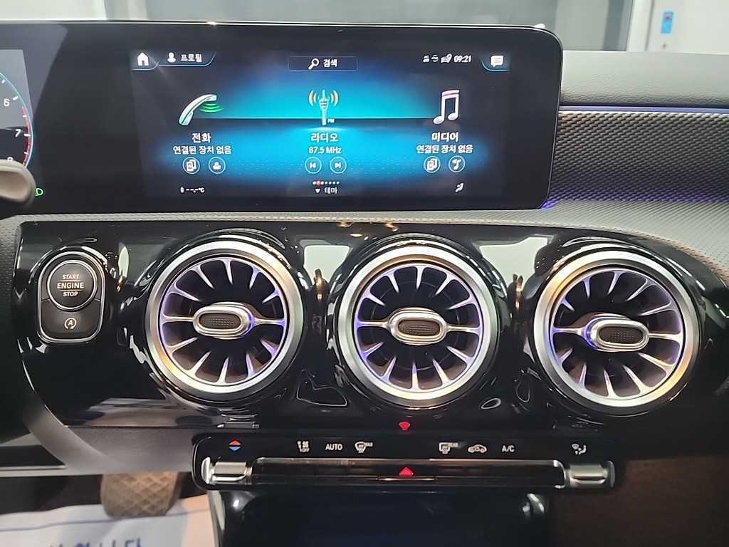 Mercedes Benz A Class - Vista 10