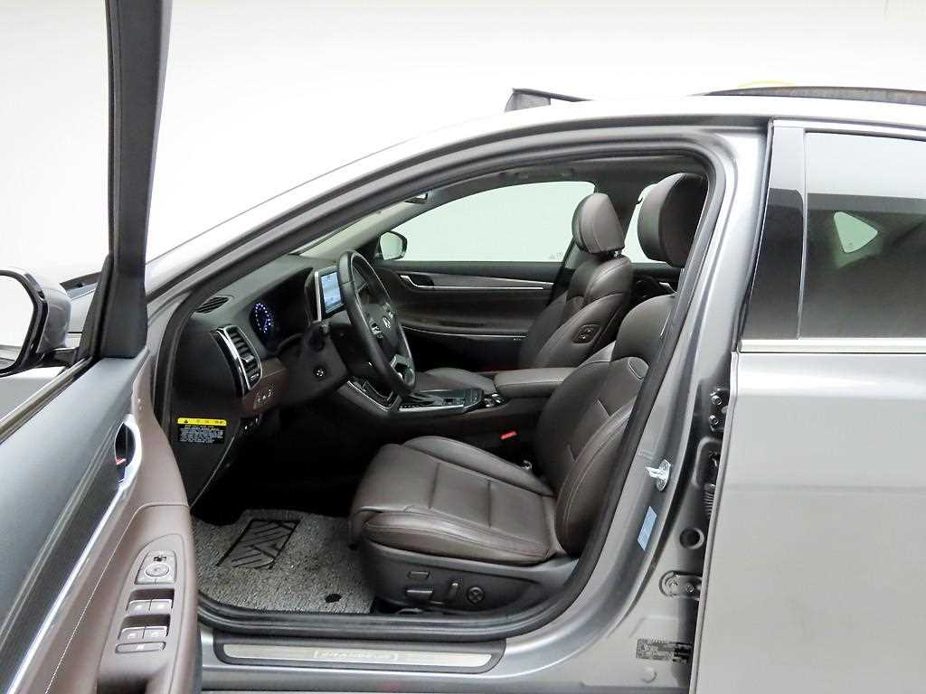 HYUNDAI Grandeur - Vista 12