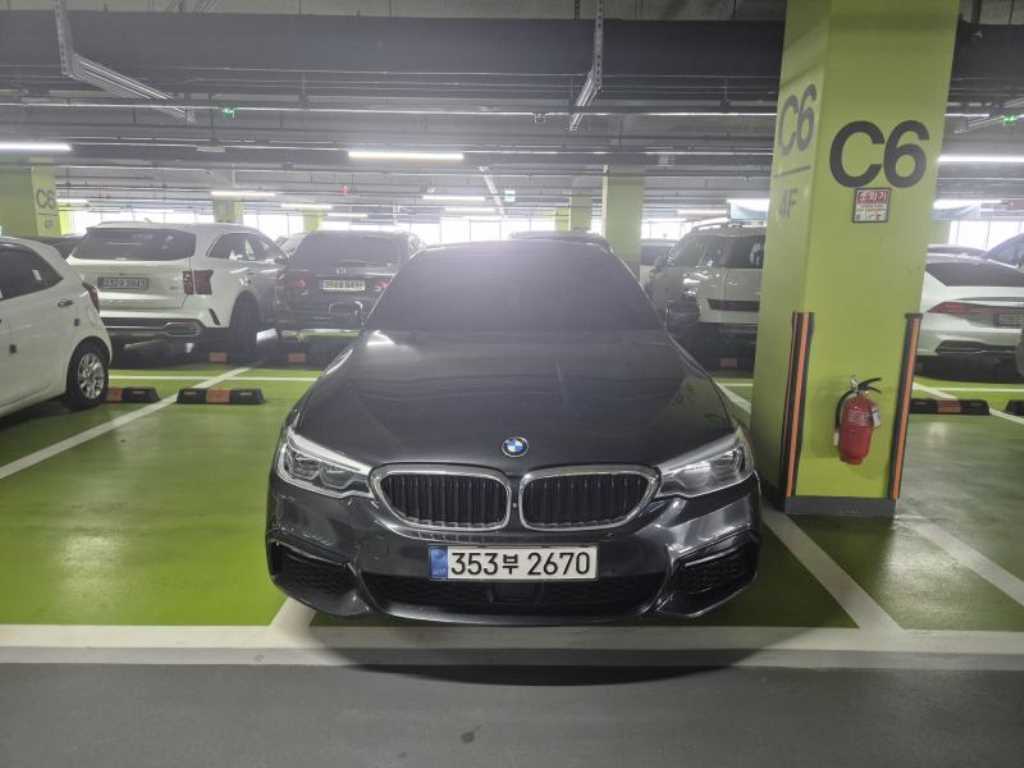 BMW 5 Series 2017 - Importación desde Corea - HF Imports Iquique - Foto 1