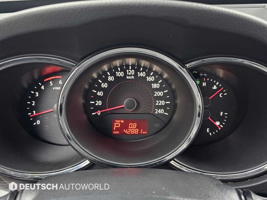 KIA Sorento - Vista 8