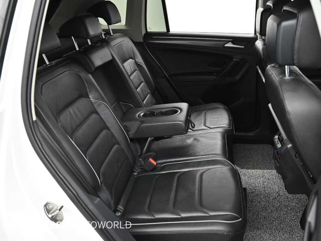 Volkswagen Tiguan - Vista 12