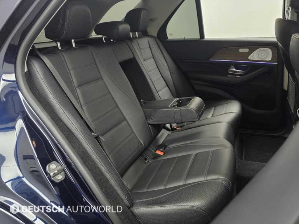 Mercedes Benz GLE Class - Vista 12
