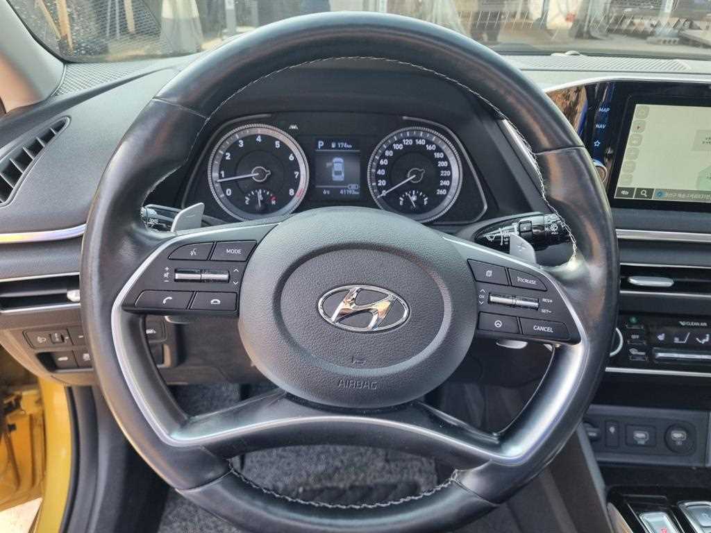 HYUNDAI Sonata - Vista 5