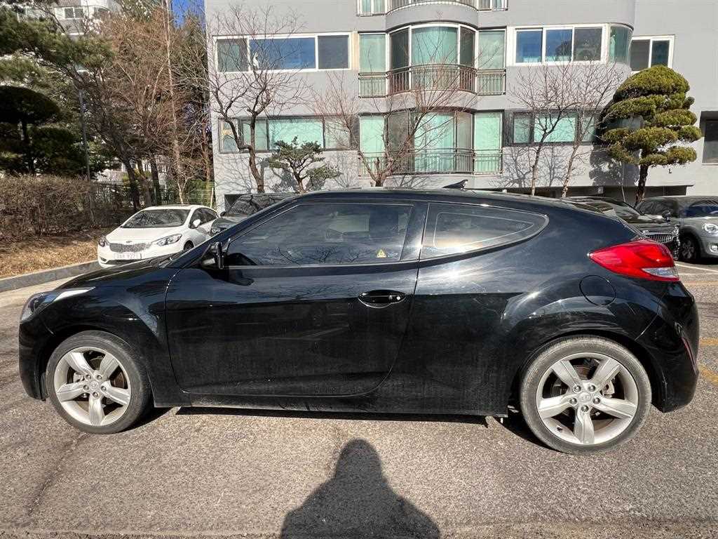 HYUNDAI Veloster - Vista 3