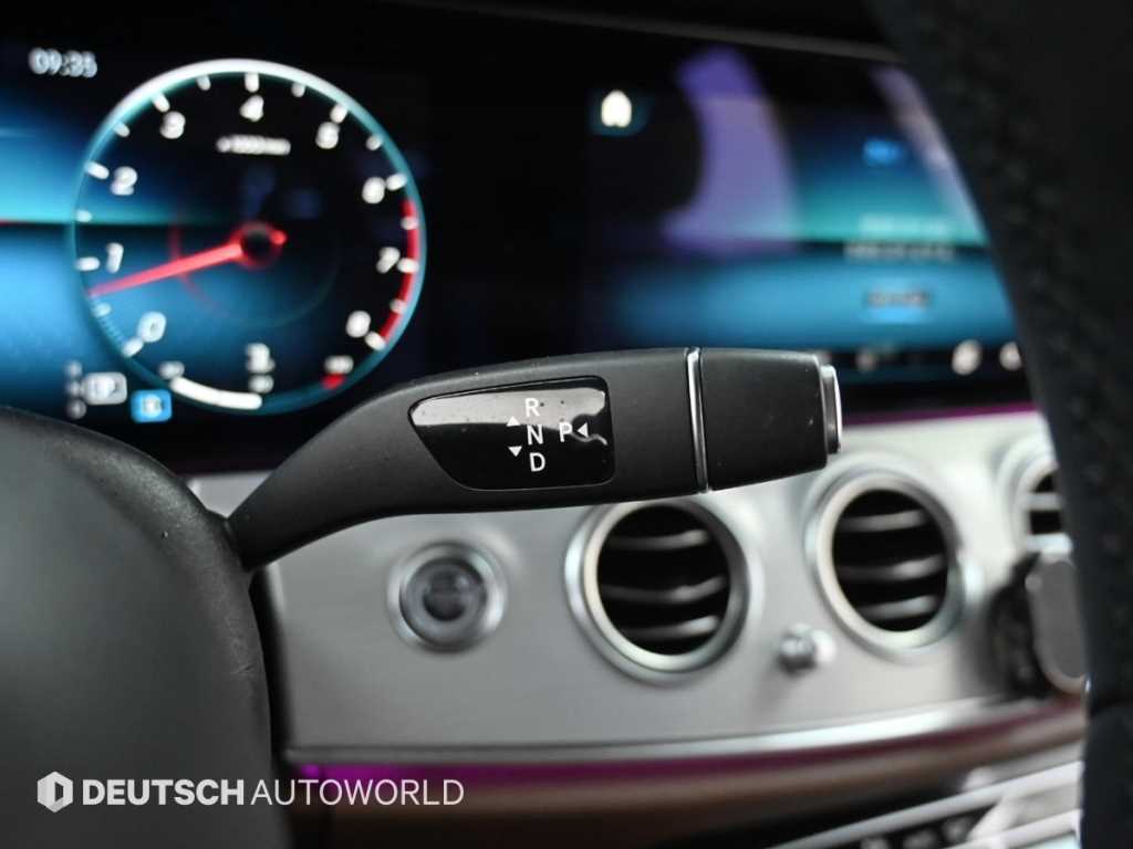 Mercedes Benz E class - Vista 9