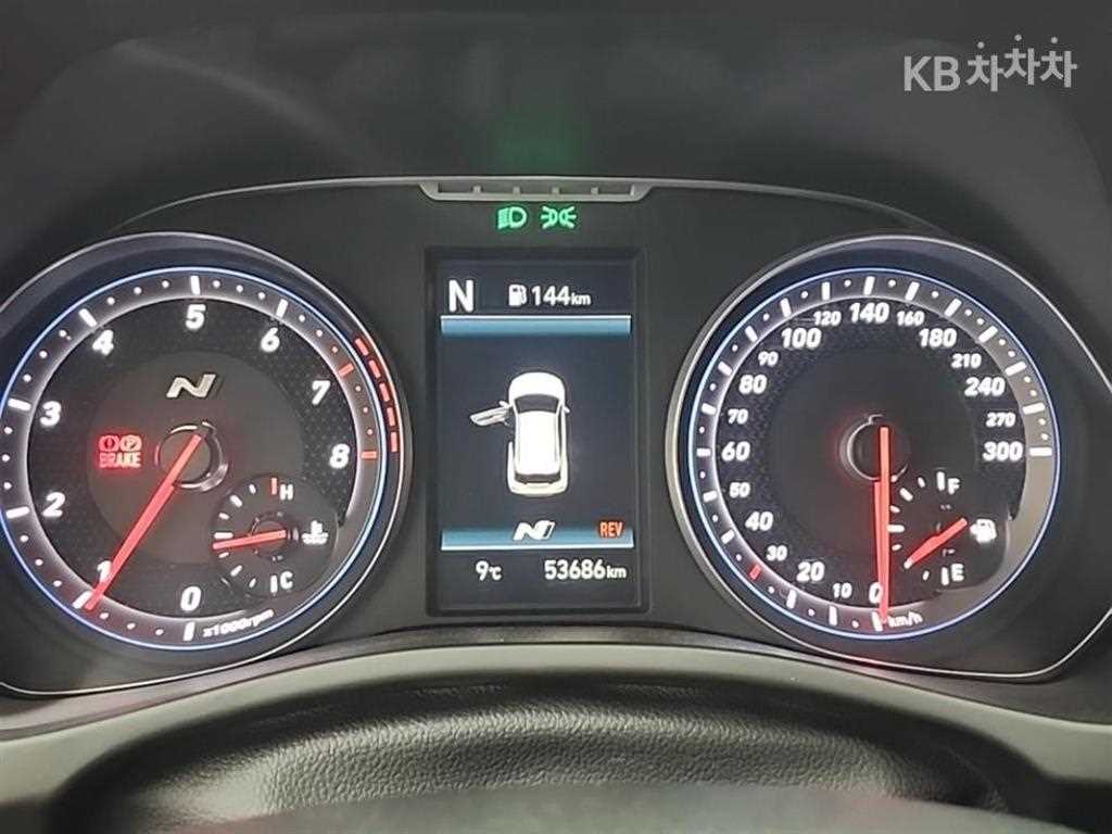 HYUNDAI Veloster - Vista 6