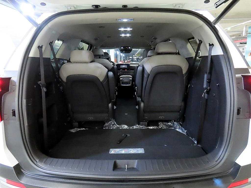 KIA Carnival 2025 Blanco - Importación desde Corea - HF Imports Iquique - Foto 15