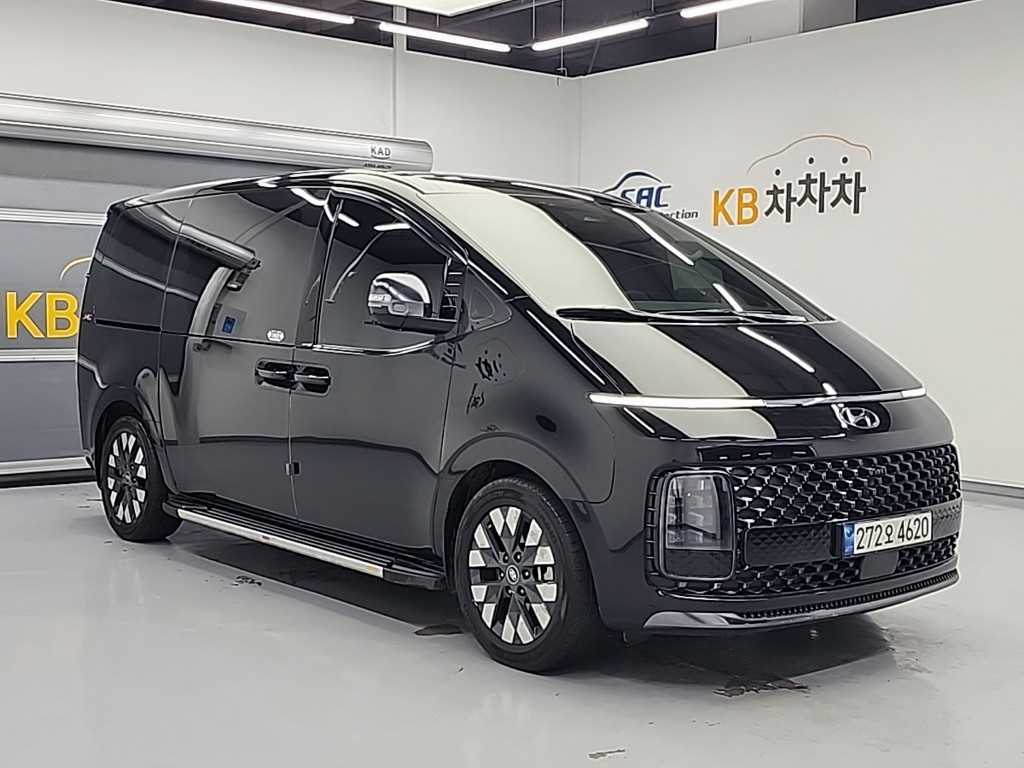 HYUNDAI Staria - Vista 4