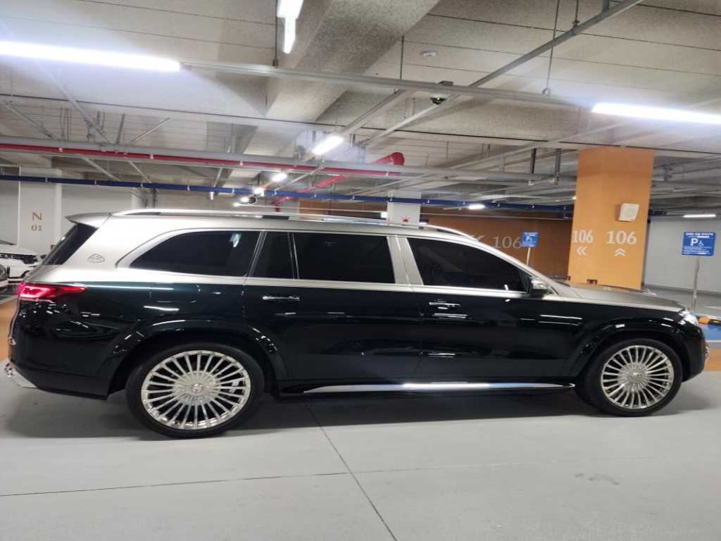 Mercedes Benz GLS Class - Vista 4