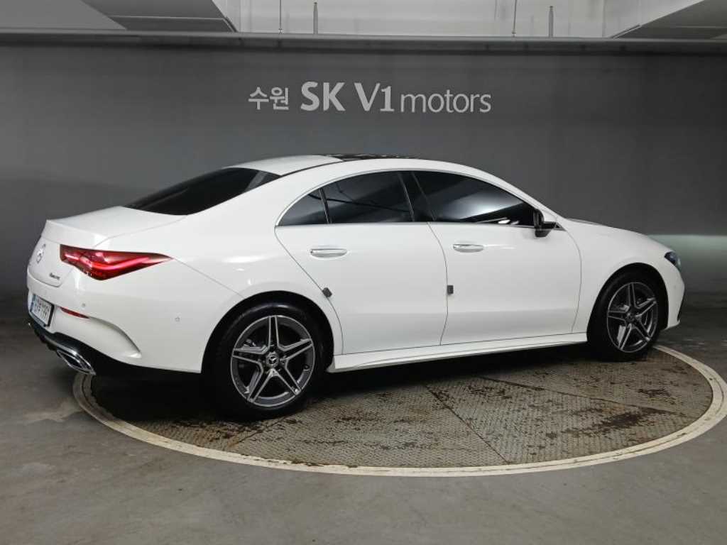 Mercedes Benz CLA Class - Vista 4