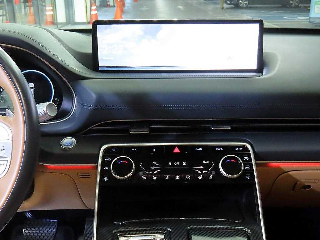 Genesis GV80 - Vista 11