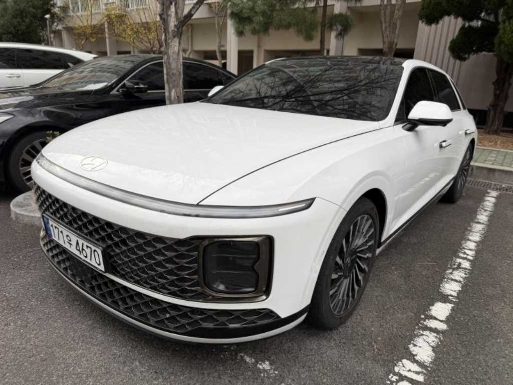 HYUNDAI Grandeur - Vista 2