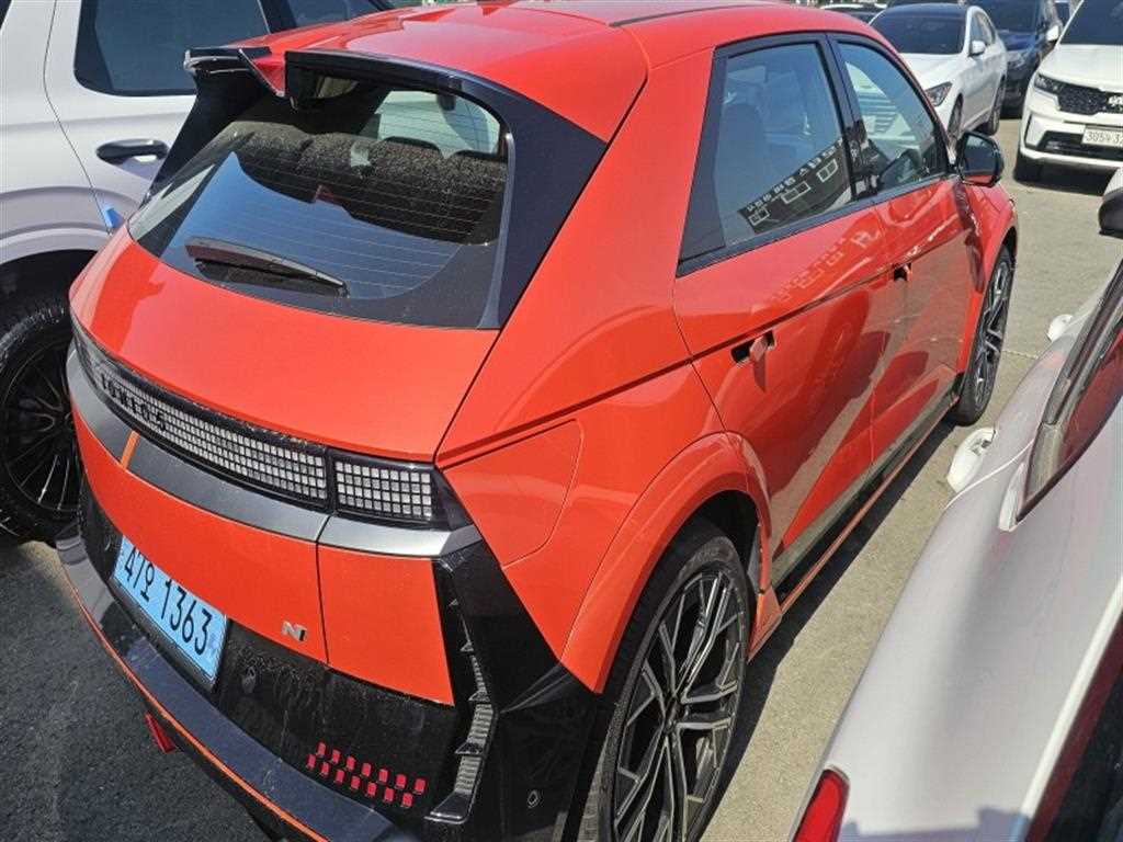 HYUNDAI Ioniq 5 - Vista 4