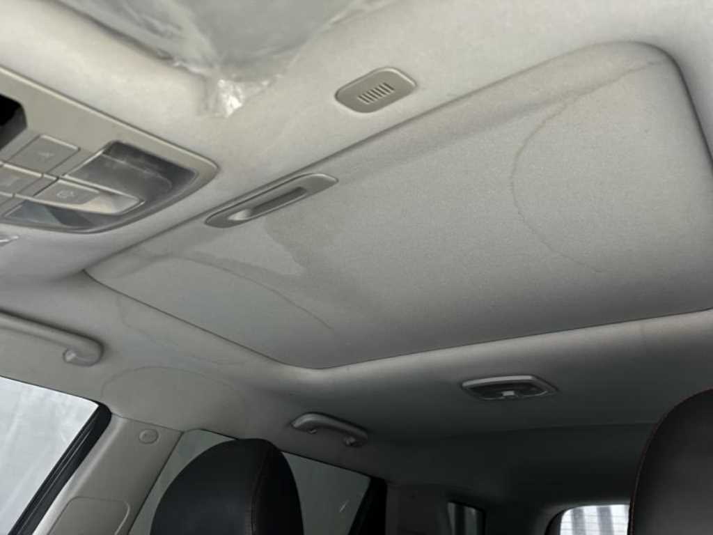 Ssangyong Tivoli - Vista 12