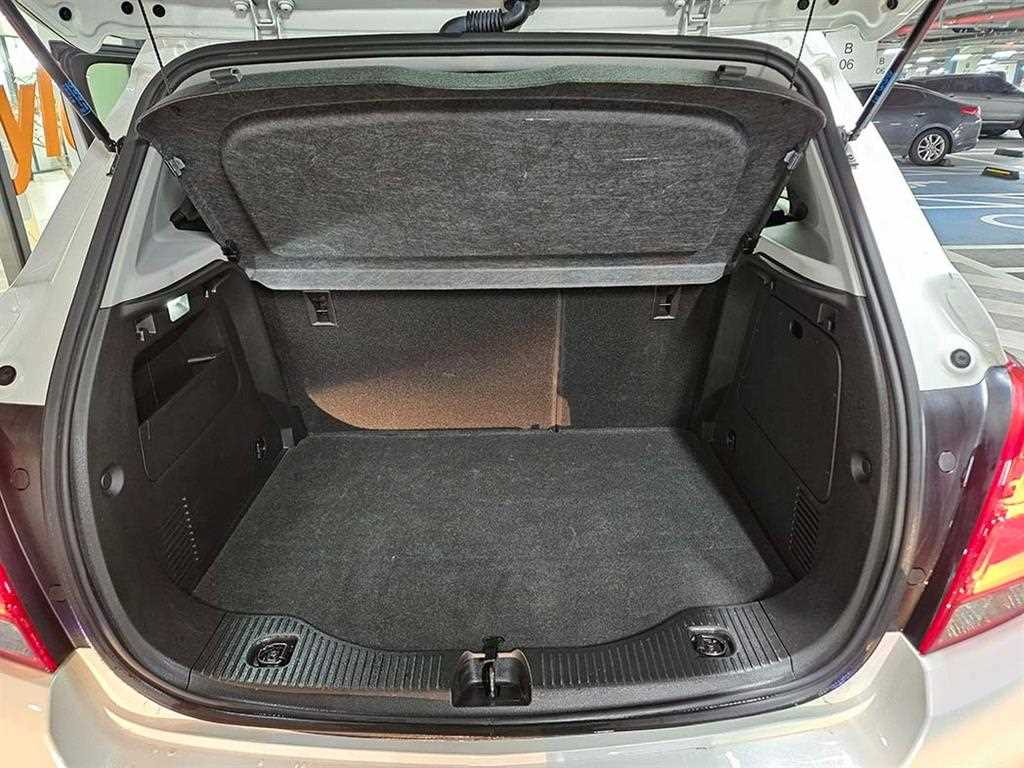 Chevrolet Trax 2018 Blanco - Importación desde Corea - HF Imports Iquique - Foto 18