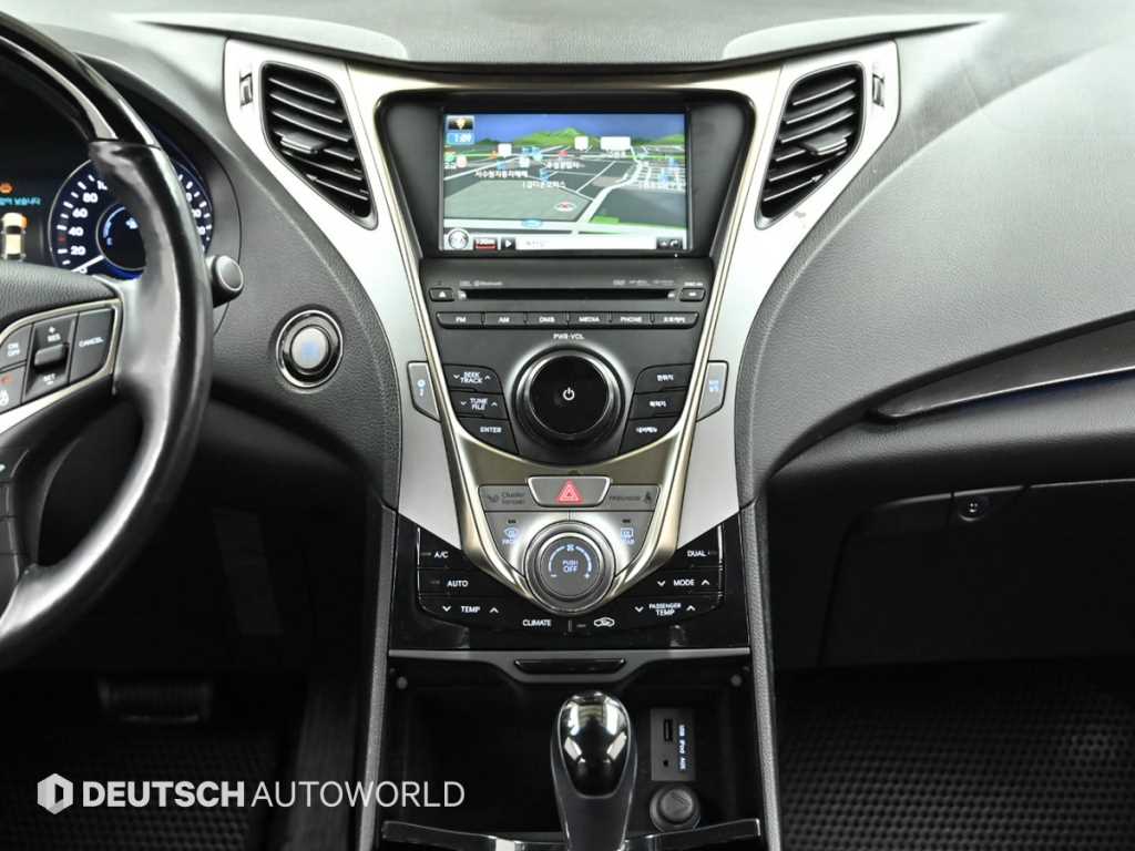 HYUNDAI Grandeur 2012 Negro - Importación desde Corea - HF Imports Iquique - Foto 14