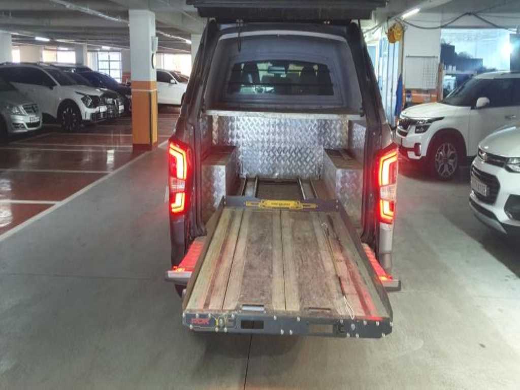 Ssangyong Rexton - Vista 6