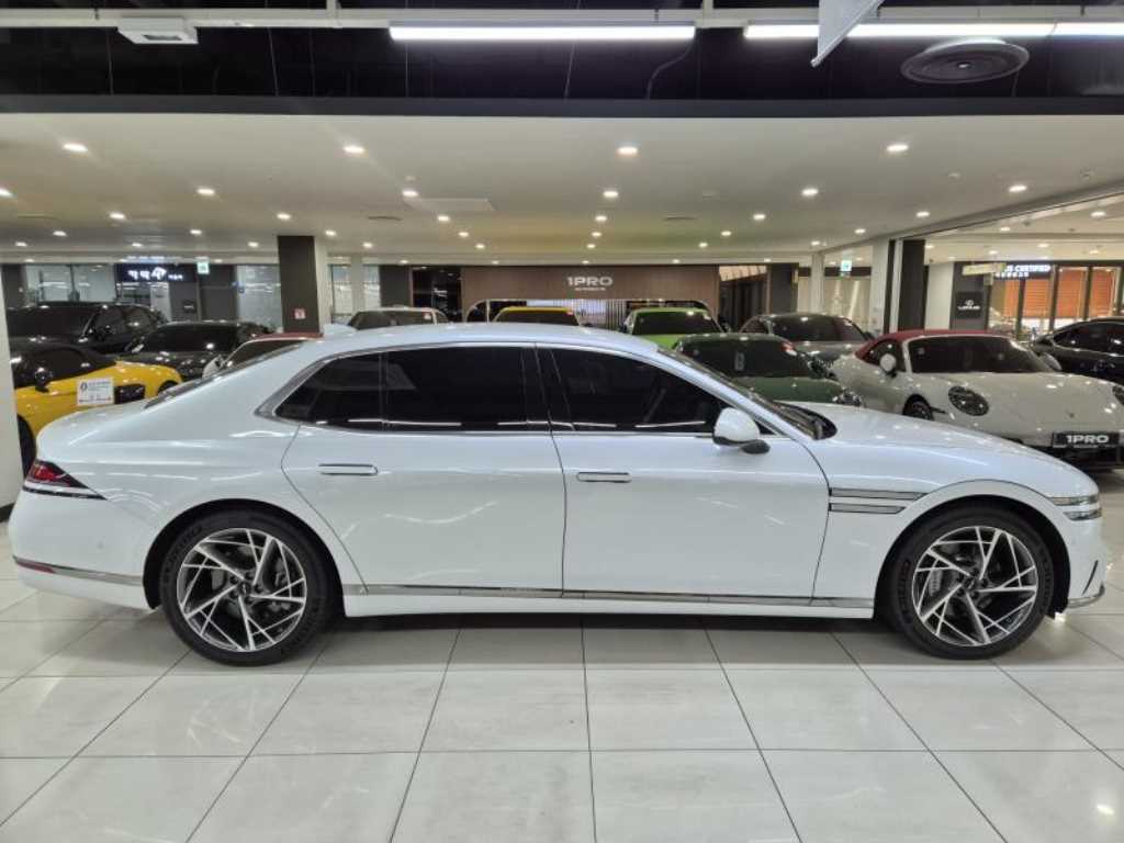 Genesis G90 - Vista 2