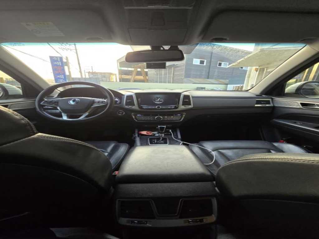 Ssangyong Rexton - Vista 6